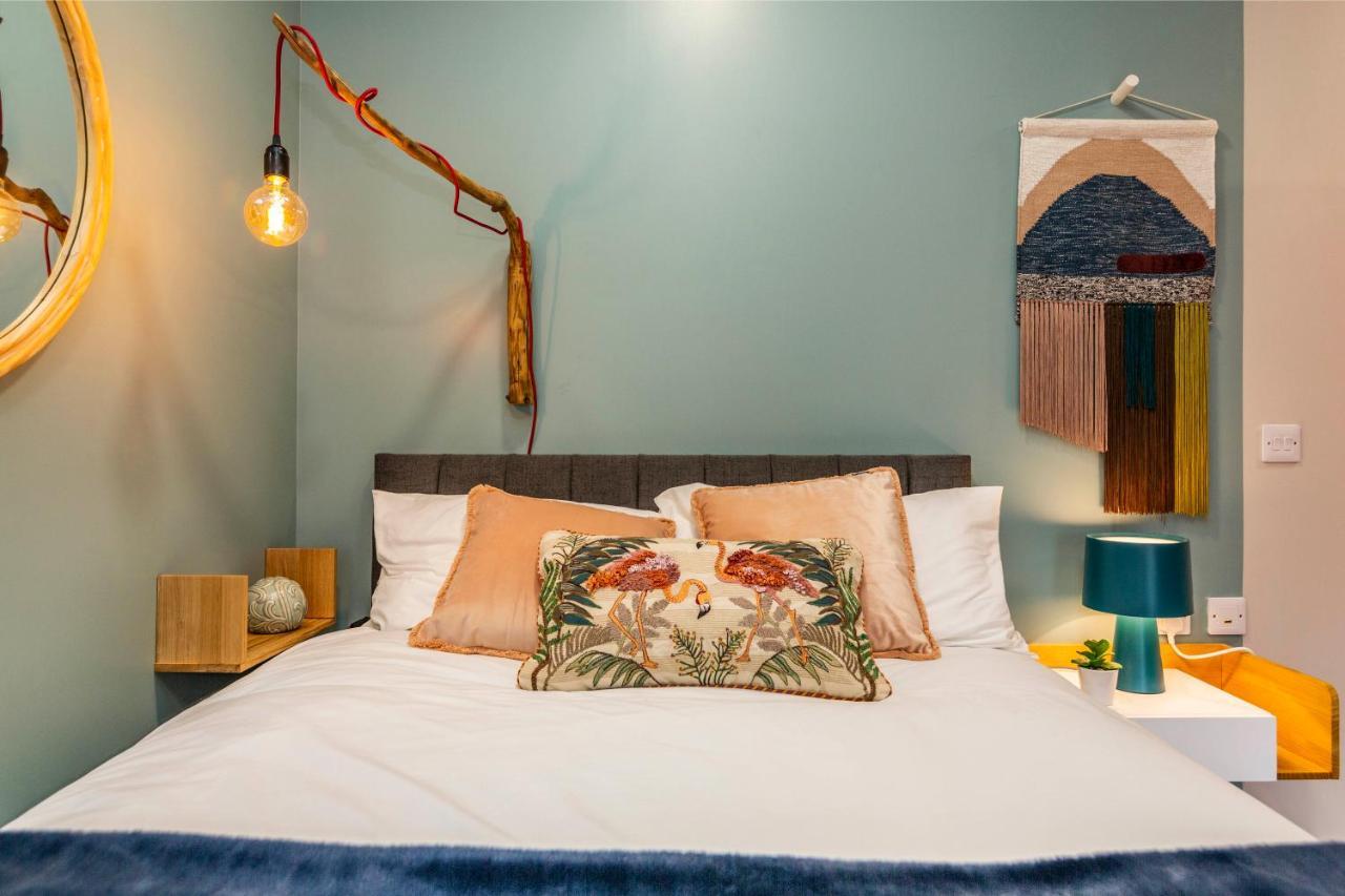 Romantic Getaway Studio Pods Close To City Centre With Free Wifi Derby Ngoại thất bức ảnh