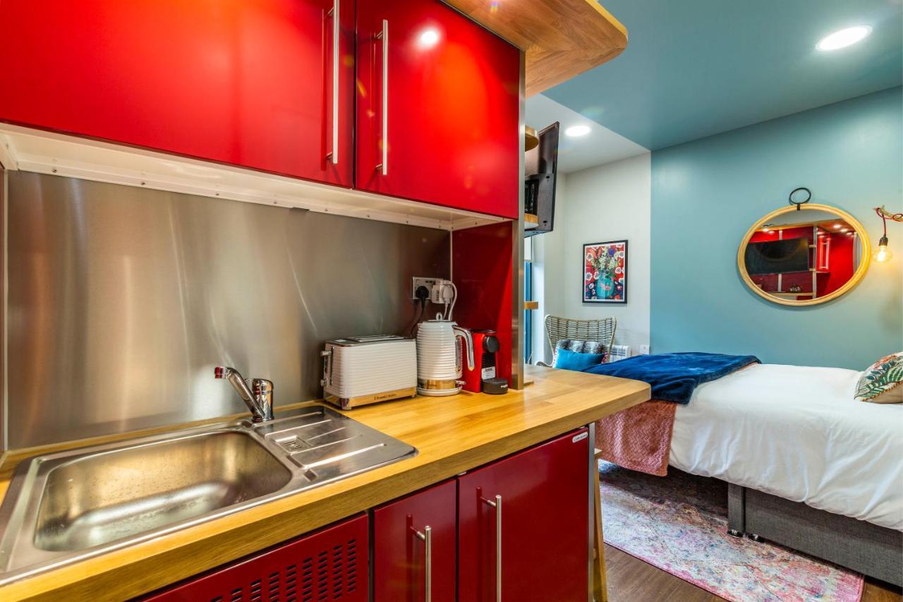 Romantic Getaway Studio Pods Close To City Centre With Free Wifi Derby Ngoại thất bức ảnh