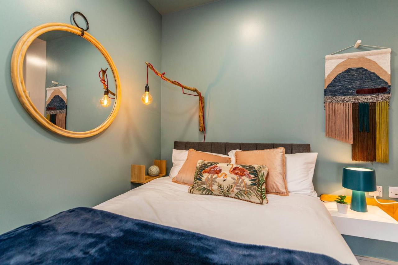 Romantic Getaway Studio Pods Close To City Centre With Free Wifi Derby Ngoại thất bức ảnh