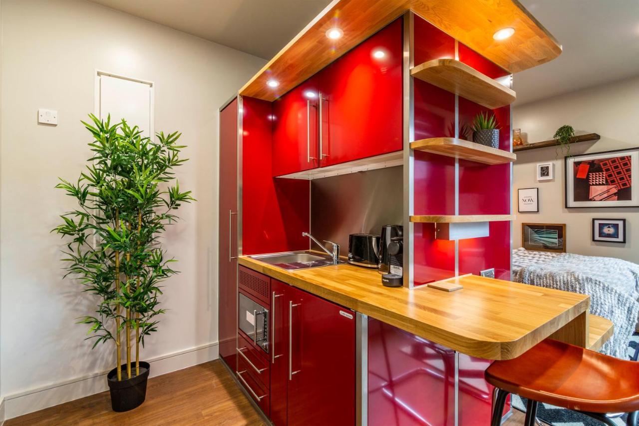 Romantic Getaway Studio Pods Close To City Centre With Free Wifi Derby Ngoại thất bức ảnh