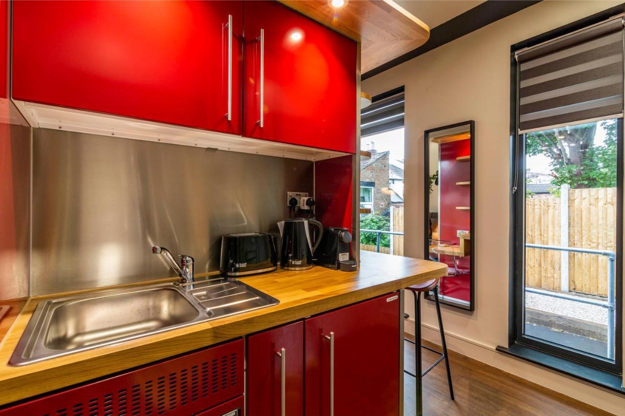 Romantic Getaway Studio Pods Close To City Centre With Free Wifi Derby Ngoại thất bức ảnh