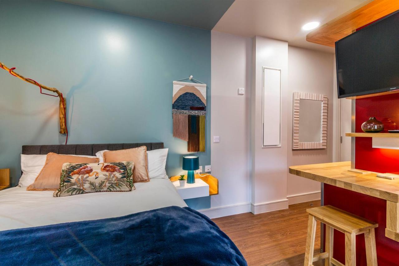 Romantic Getaway Studio Pods Close To City Centre With Free Wifi Derby Ngoại thất bức ảnh